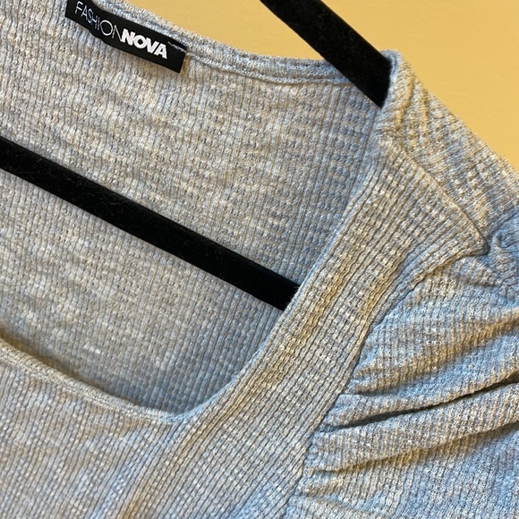 Party dress. - Picture 2 of 3